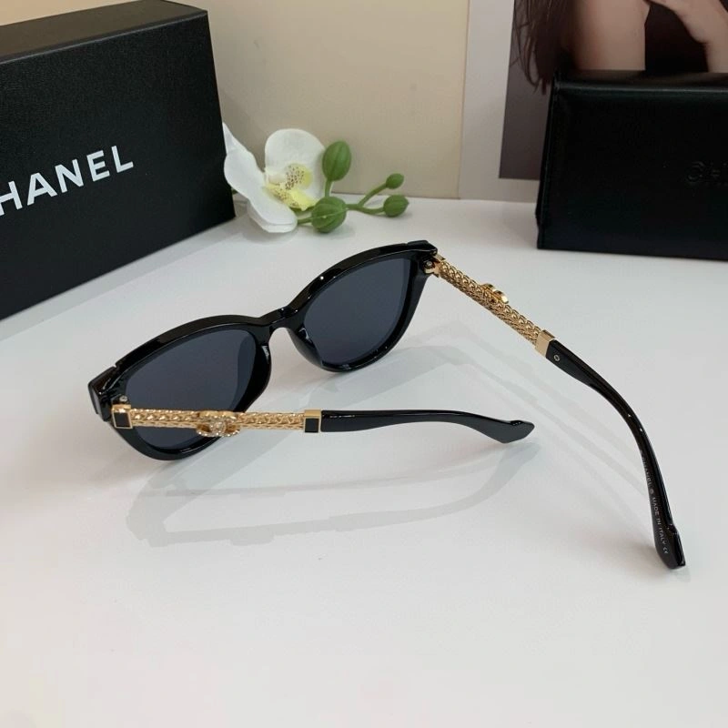 Chanel Sunglasses TravelReady 278060