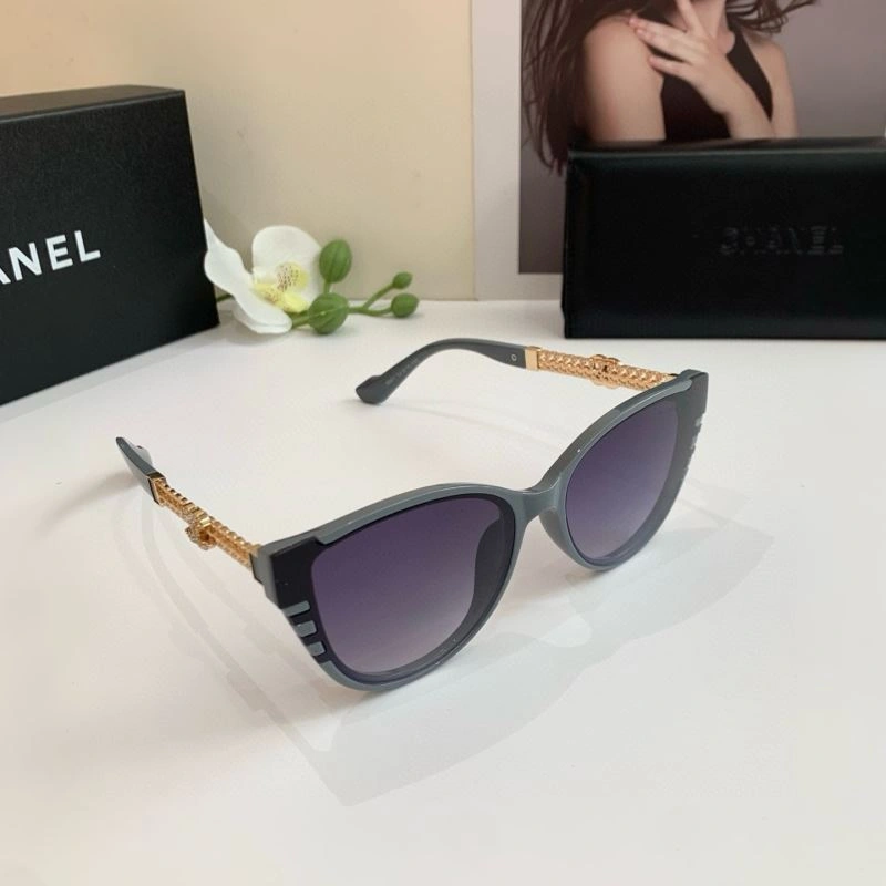 Packable Chanel Sunglasses 278058