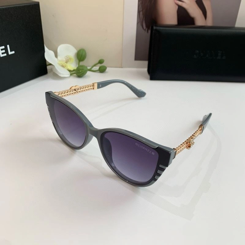 Packable Chanel Sunglasses 278058