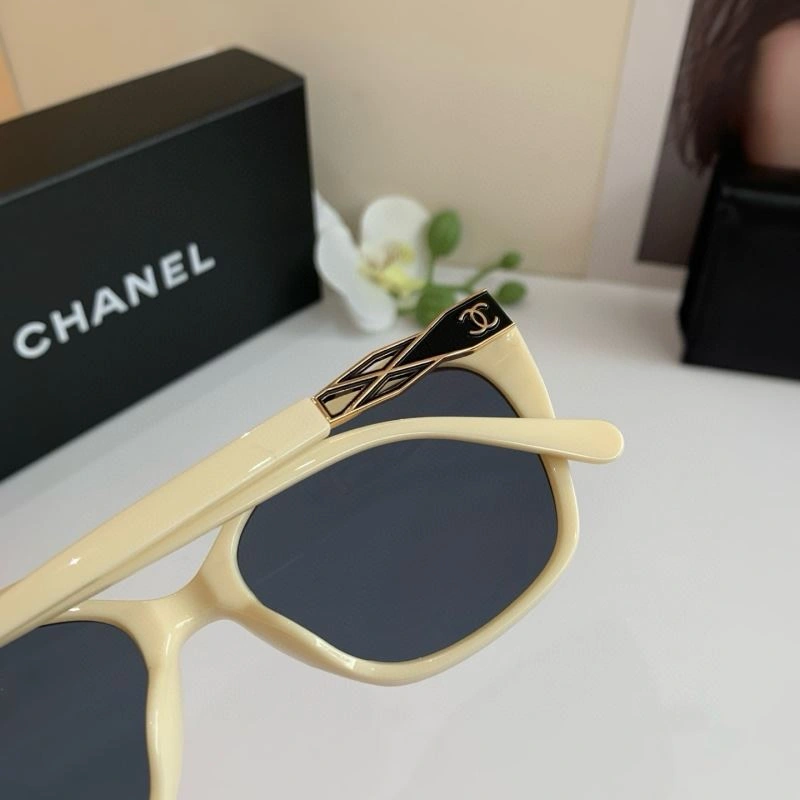 Chanel Sunglasses Comfortable 278064