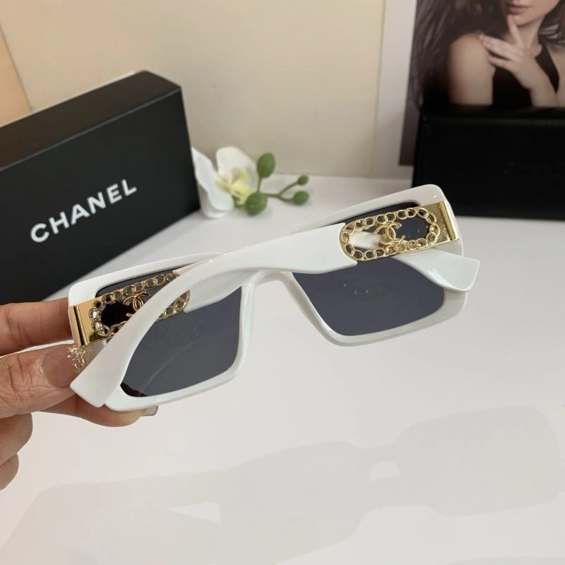 Chanel Sunglasses Effortless 278050