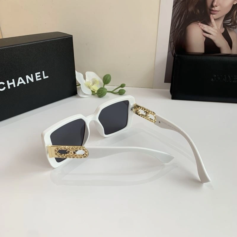 Chanel Sunglasses Effortless 278050
