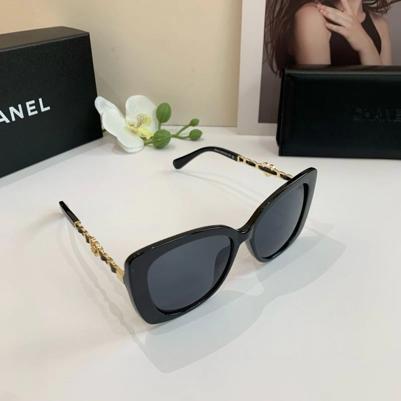 Unisex Chanel Sunglasses 278046