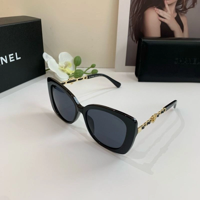 Unisex Chanel Sunglasses 278046