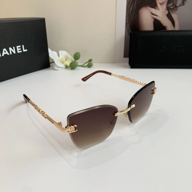 Sporty Chanel Sunglasses 278042