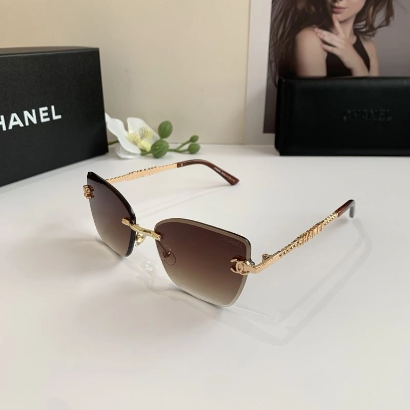 Sporty Chanel Sunglasses 278042
