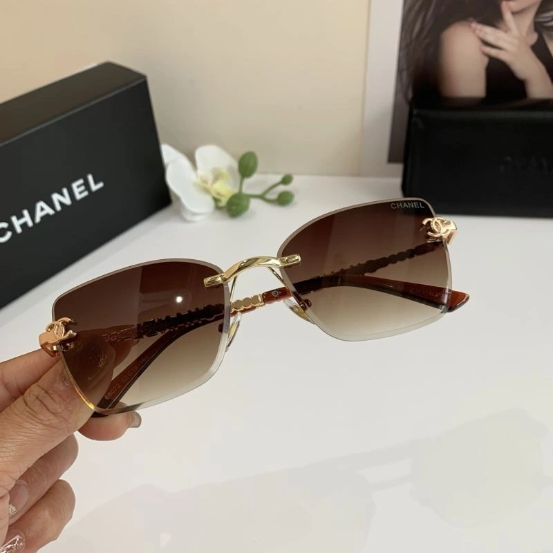 Sporty Chanel Sunglasses 278042