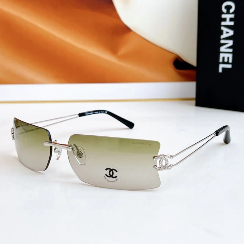 Chanel Sunglasses Durable 278039