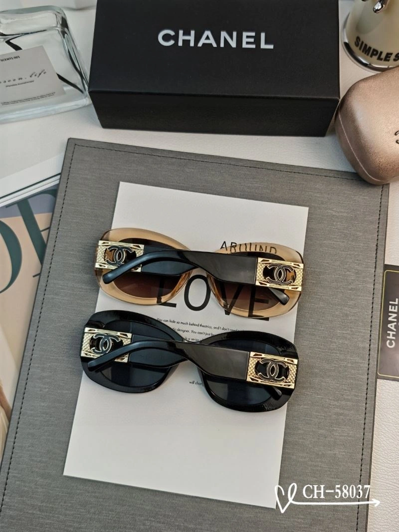 Lightweight Chanel Sunglasses 278017