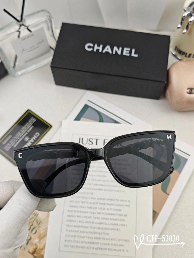 Practical Chanel Sunglasses 278036