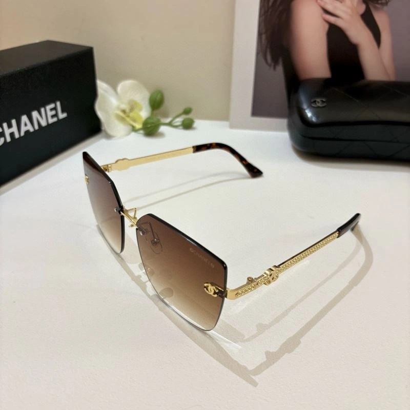 Chanel Sunglasses StreetReady 278023