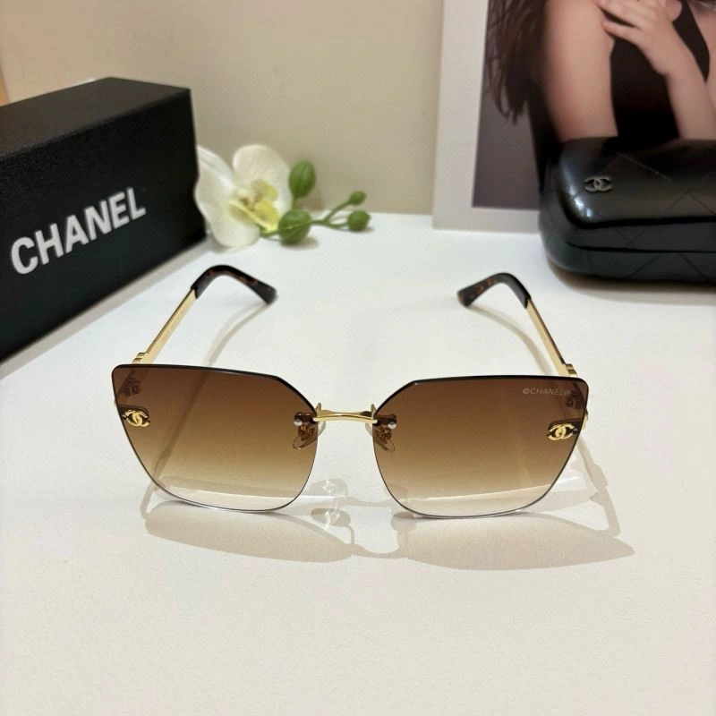 Chanel Sunglasses StreetReady 278023