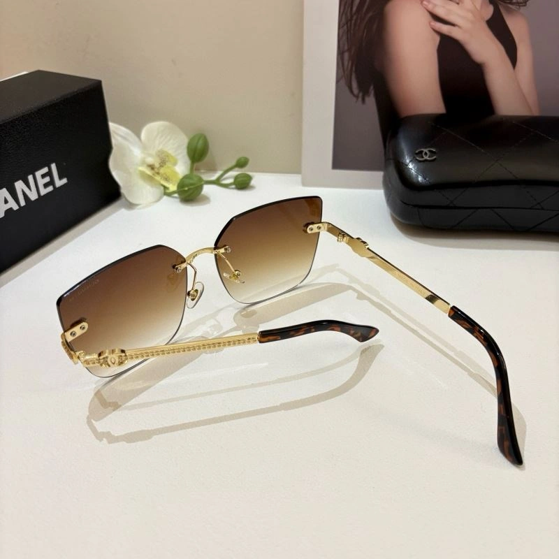 Chanel Sunglasses StreetReady 278023
