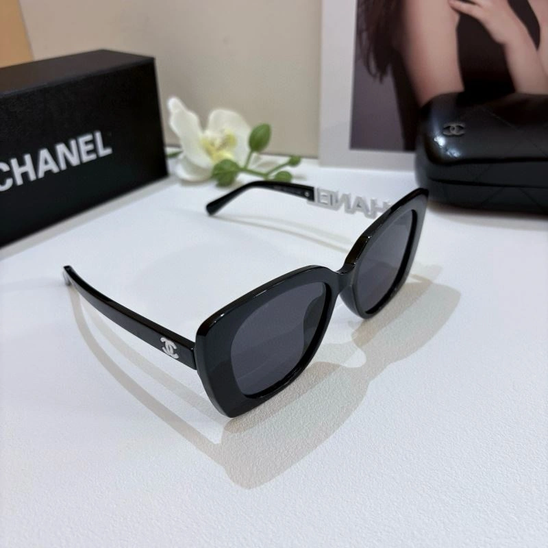 Fashionable Chanel Sunglasses 278006