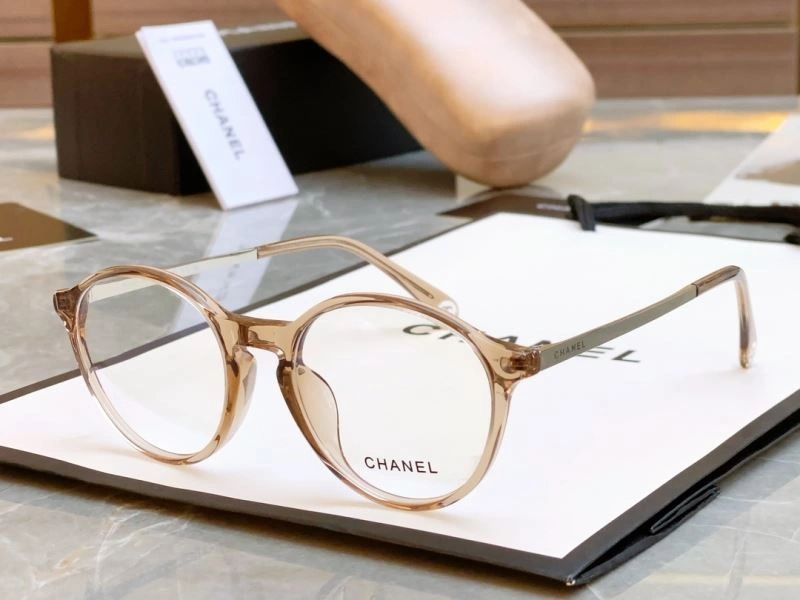 Chanel Sunglasses Minimalist 278000
