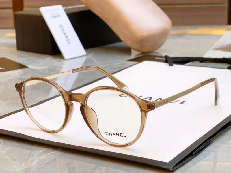 Chanel Sunglasses Minimalist 278000