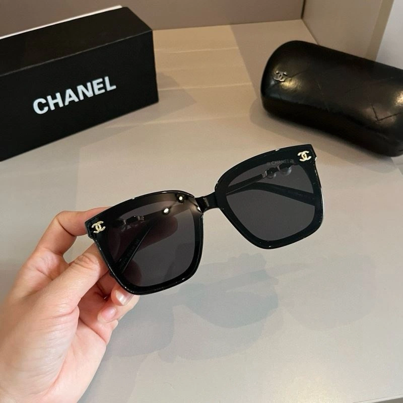 RelaxedFit Chanel Sunglasses 277997