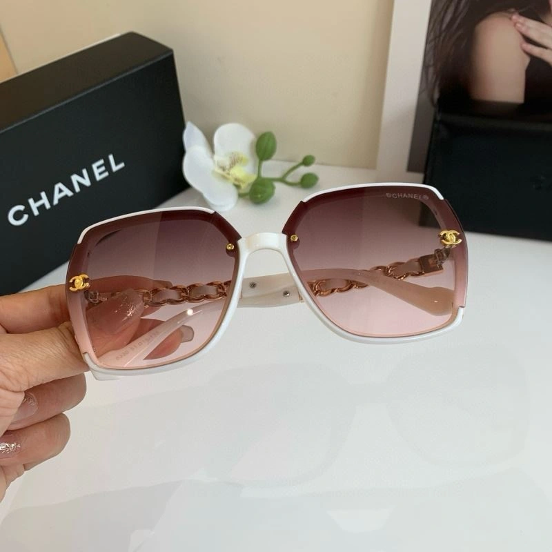 Chanel Sunglasses Bold 277980