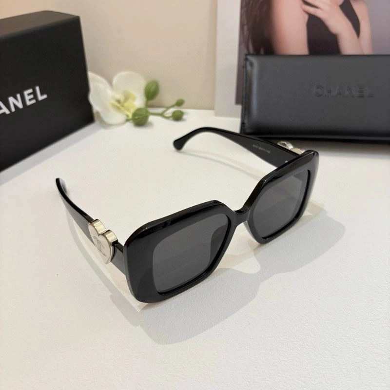 Elegant Chanel Sunglasses 277972