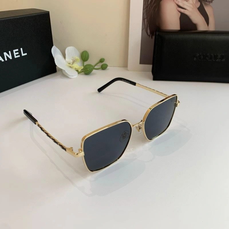 Chanel Sunglasses Bold 277986