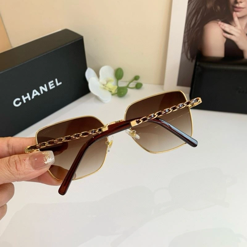 Resilient Chanel Sunglasses 277990