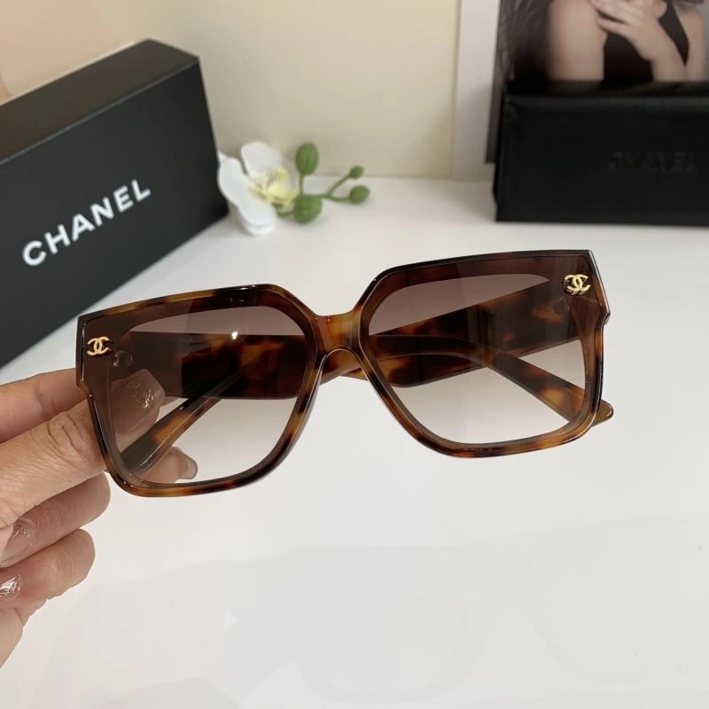 Chanel Sunglasses Resilient 277973