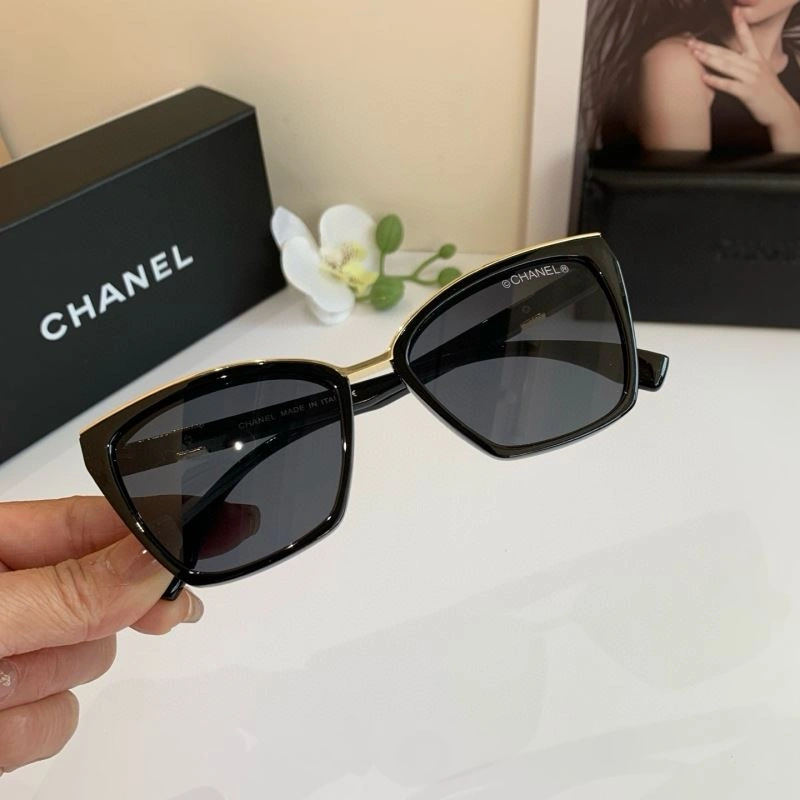 Chanel Sunglasses UrbanStyle 277965