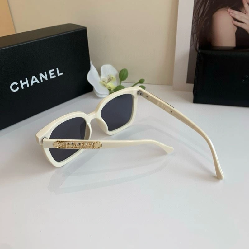 UrbanChic Chanel Sunglasses 277937