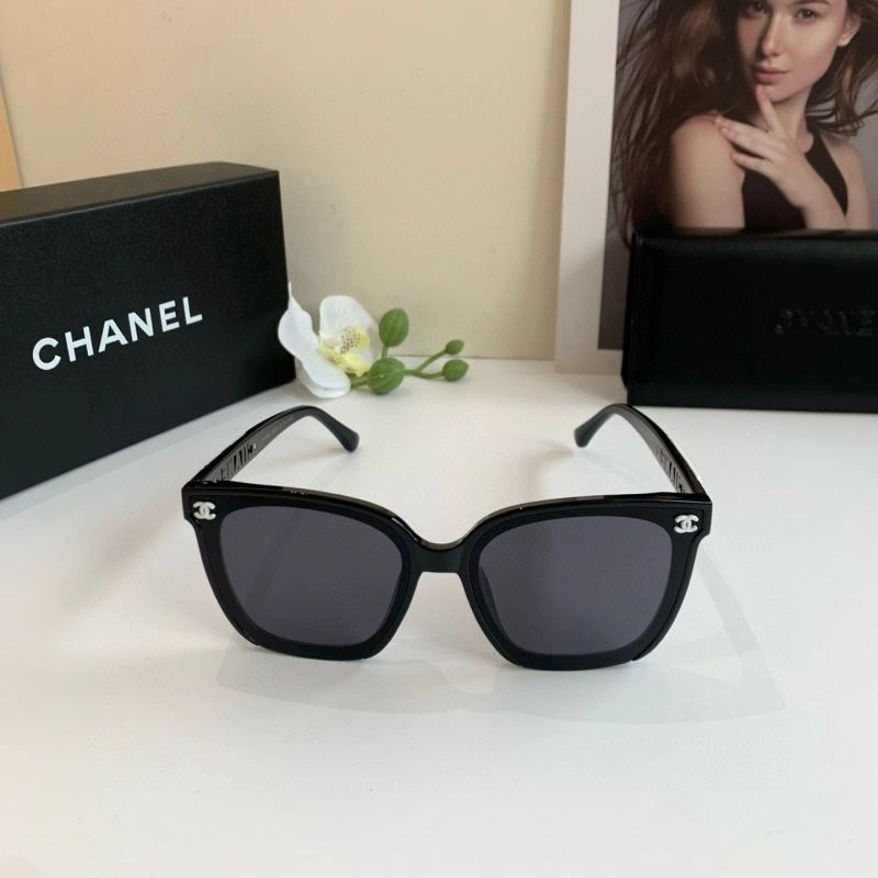Sporty Chanel Sunglasses 277926