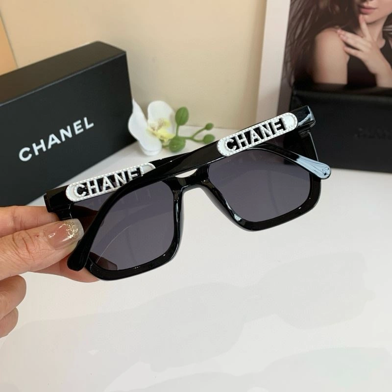 Sporty Chanel Sunglasses 277926