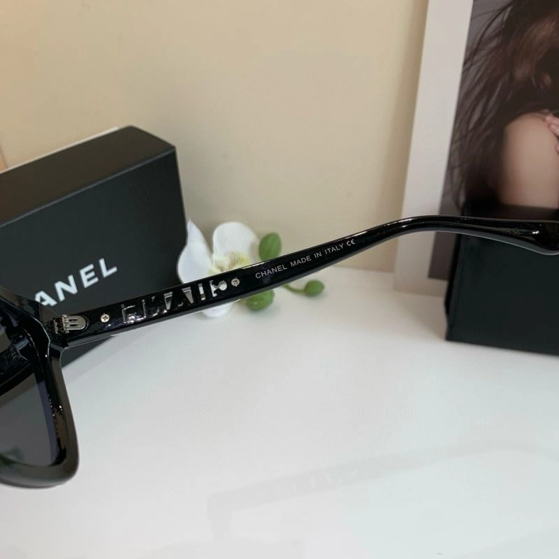 Sporty Chanel Sunglasses 277926