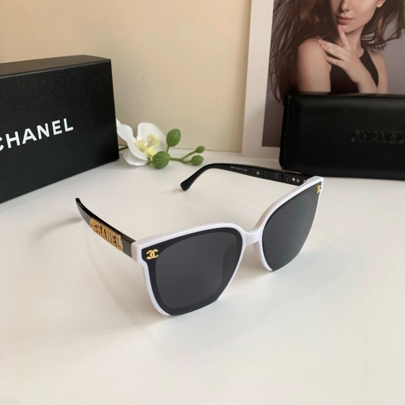 Chanel Sunglasses EyeCatching 277940