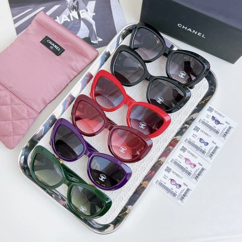 Snug Chanel Sunglasses 277949