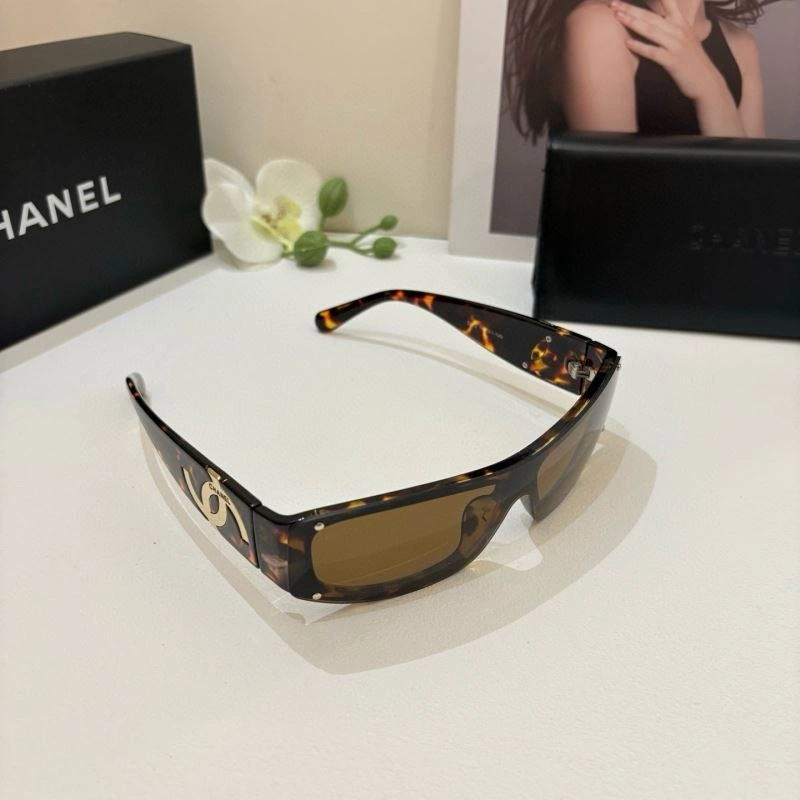 Chanel Sunglasses TimelessDesign 277930