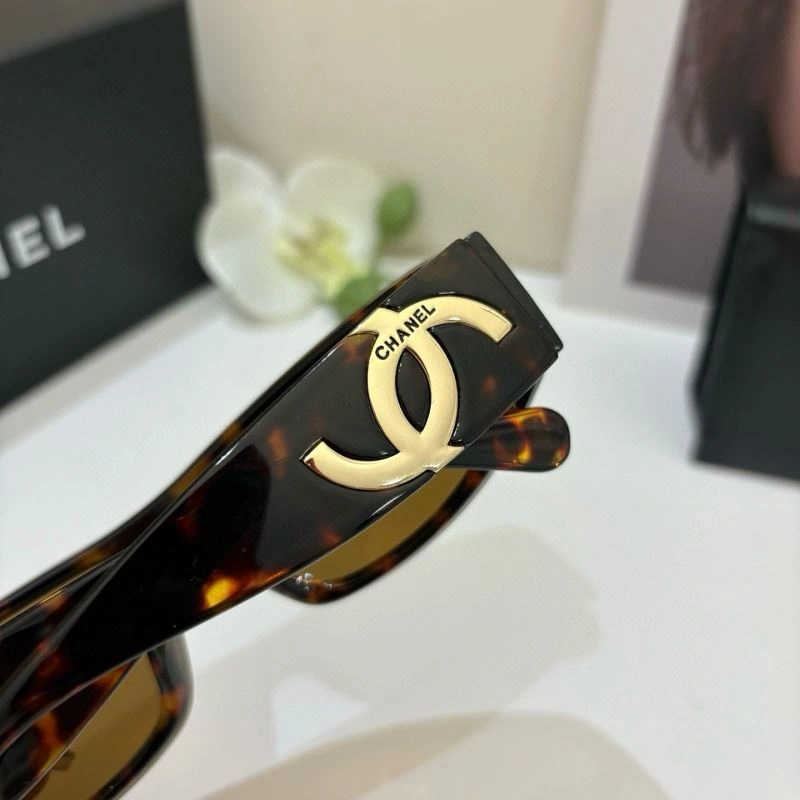 Chanel Sunglasses TimelessDesign 277930