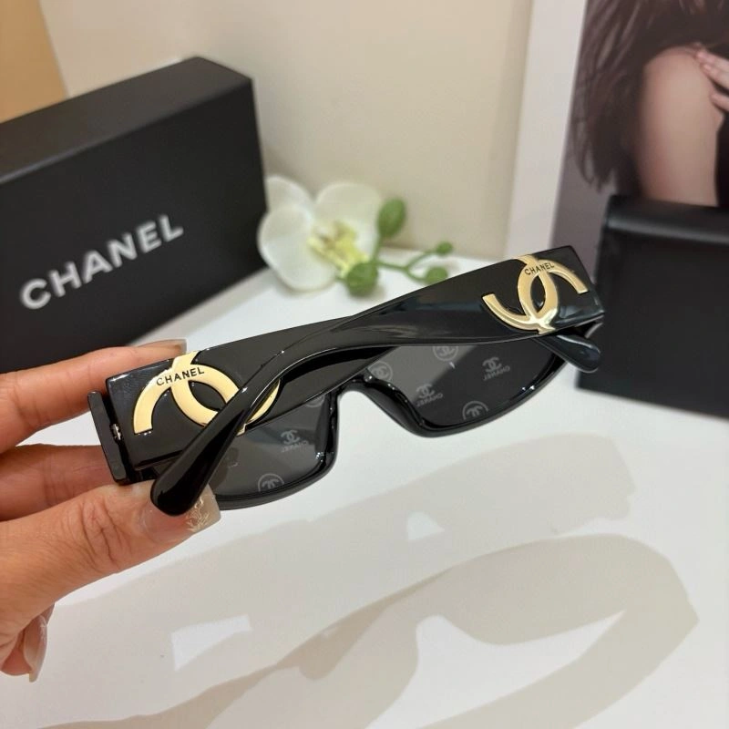 Modern Chanel Sunglasses 277929