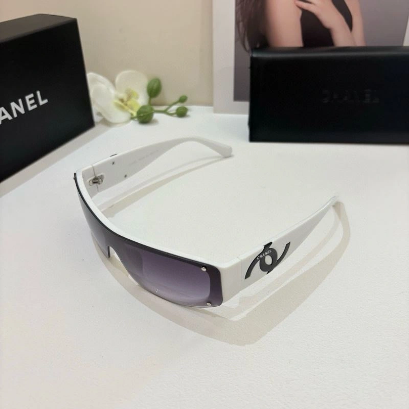 Colorful Chanel Sunglasses 277923