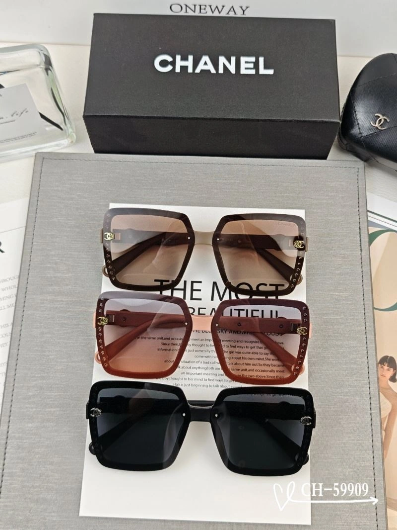 Functional Chanel Sunglasses 277921