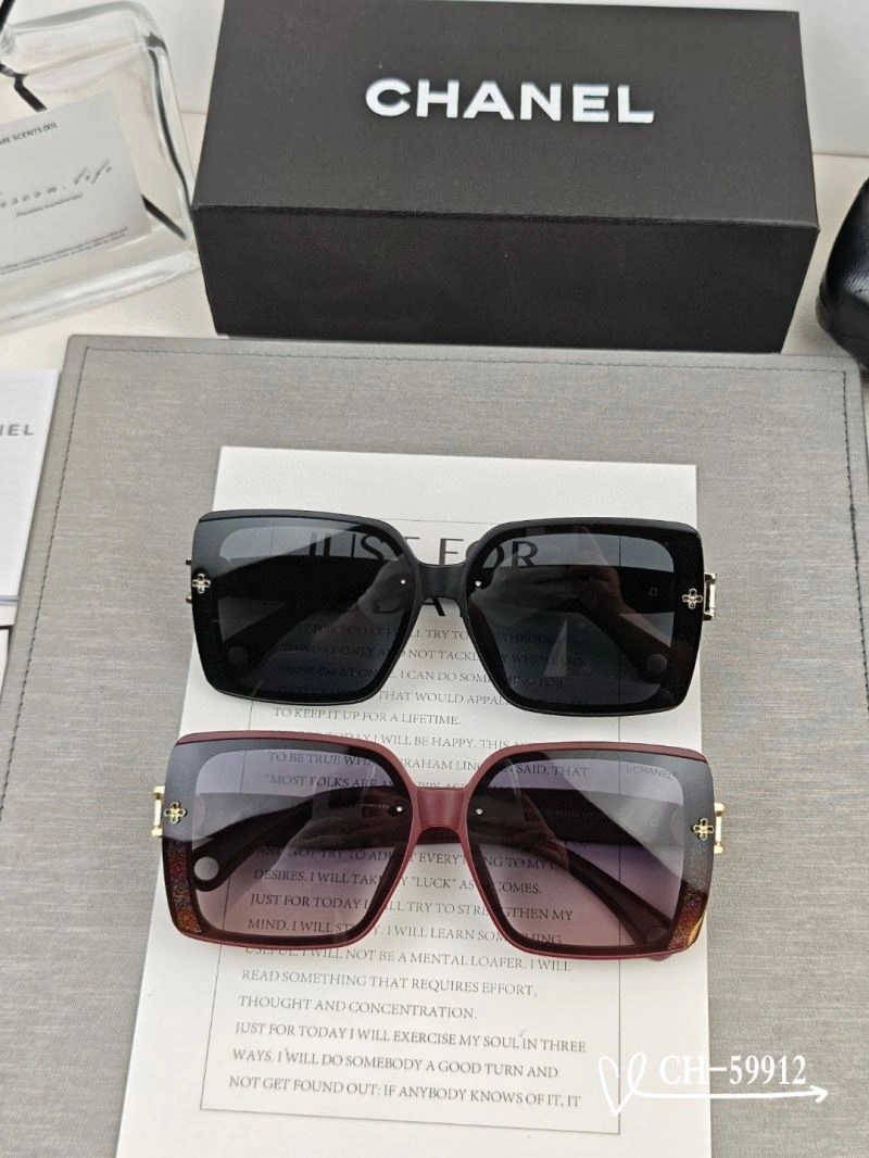 Effortless Chanel Sunglasses 277933
