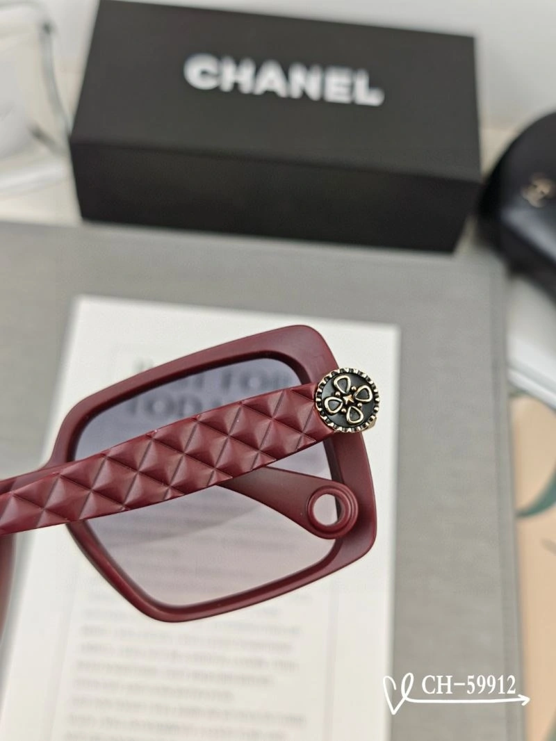 Effortless Chanel Sunglasses 277933