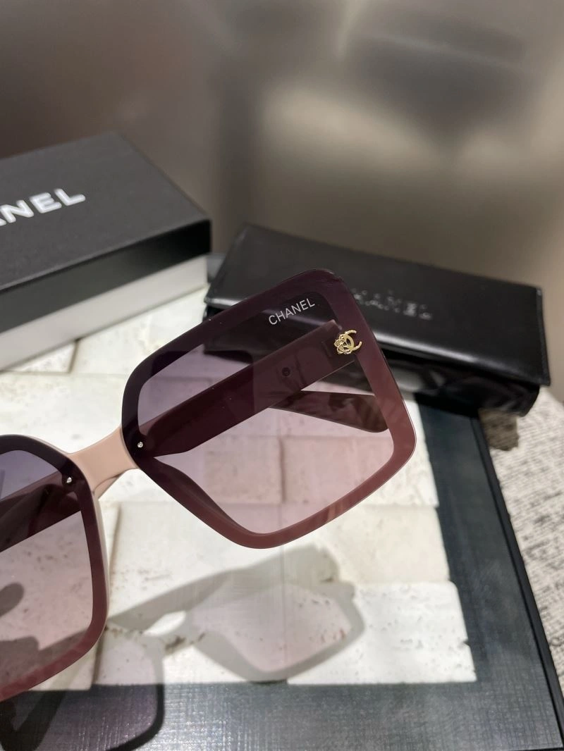DailyWear Chanel Sunglasses 277915
