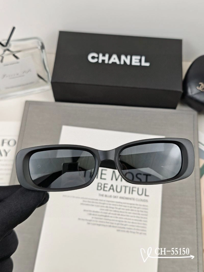 Chanel Sunglasses Lightweight 277900