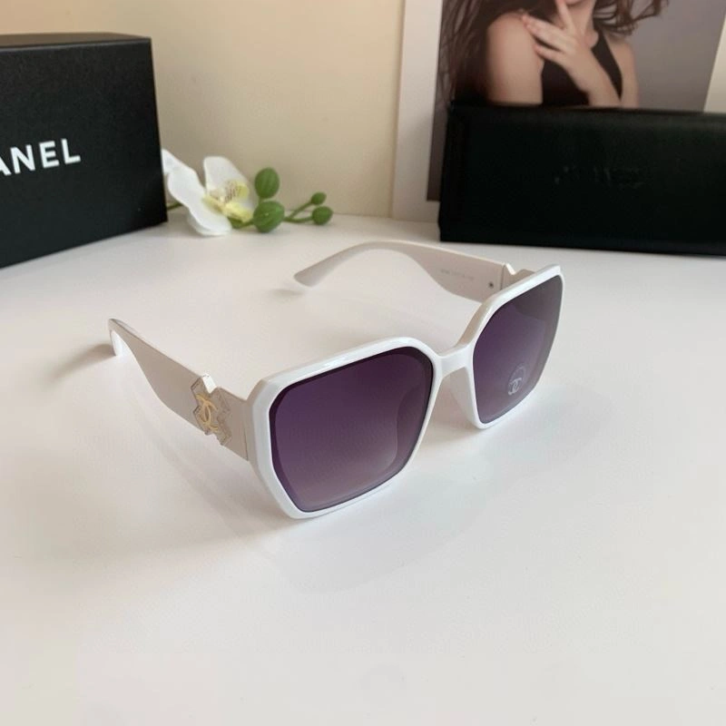 Chanel Sunglasses RelaxedFit 277881