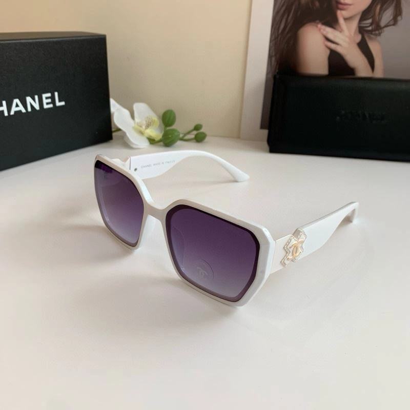 Chanel Sunglasses RelaxedFit 277881