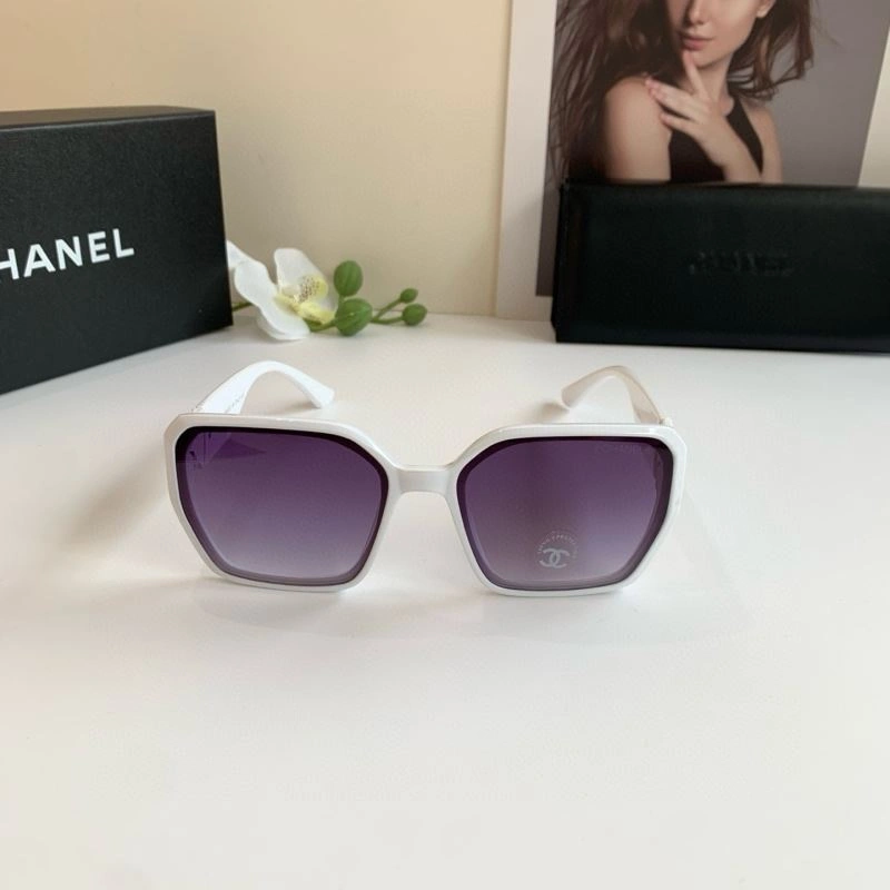 Chanel Sunglasses RelaxedFit 277881