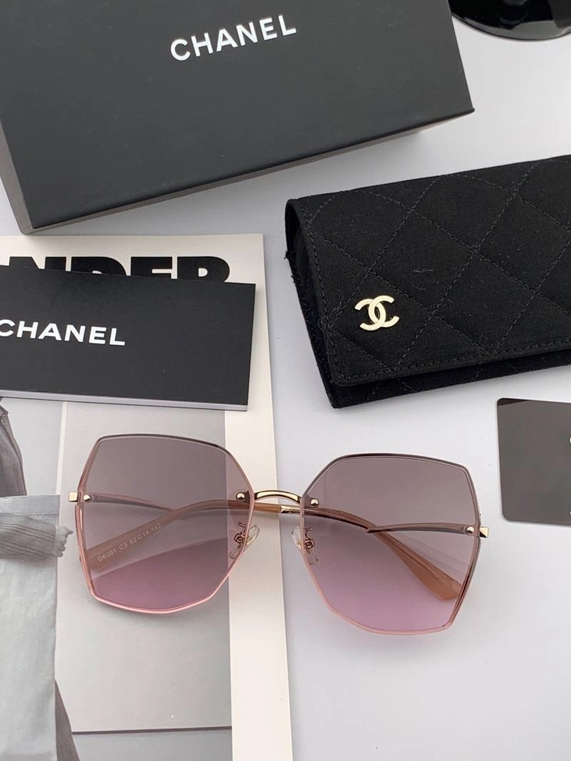 Chanel Sunglasses Refined 278385