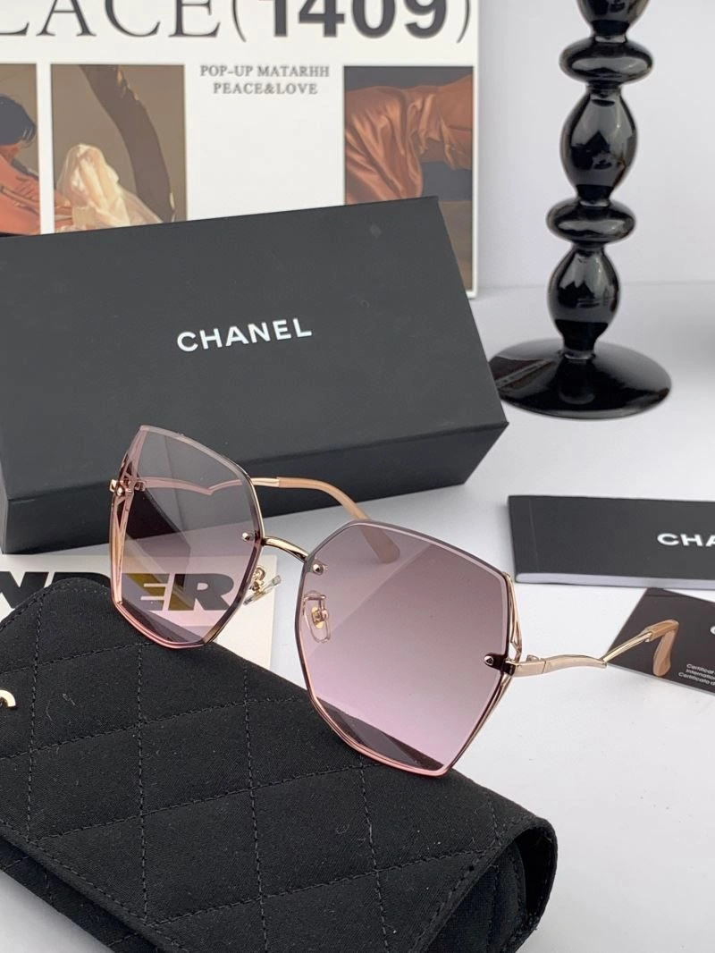 Chanel Sunglasses Refined 278385