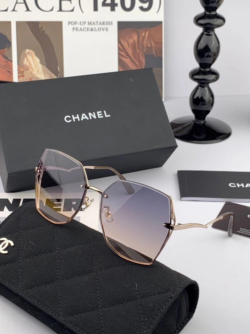 Chanel Sunglasses Refined 278385