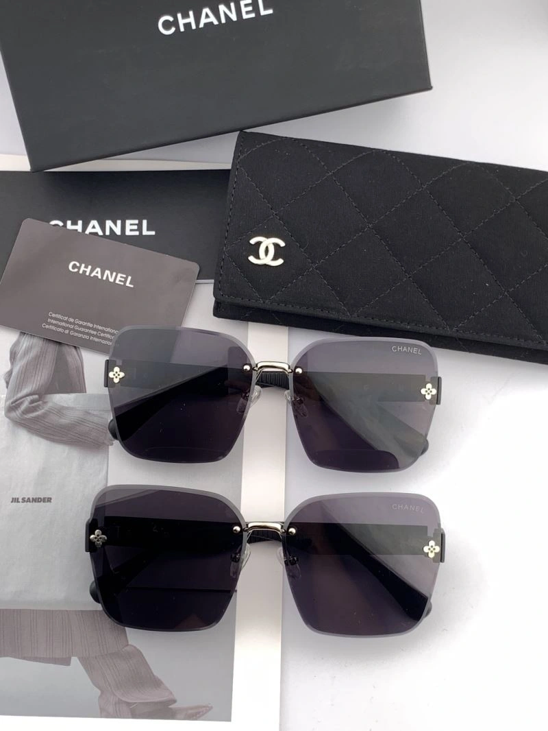 Chanel Sunglasses TravelReady 278378
