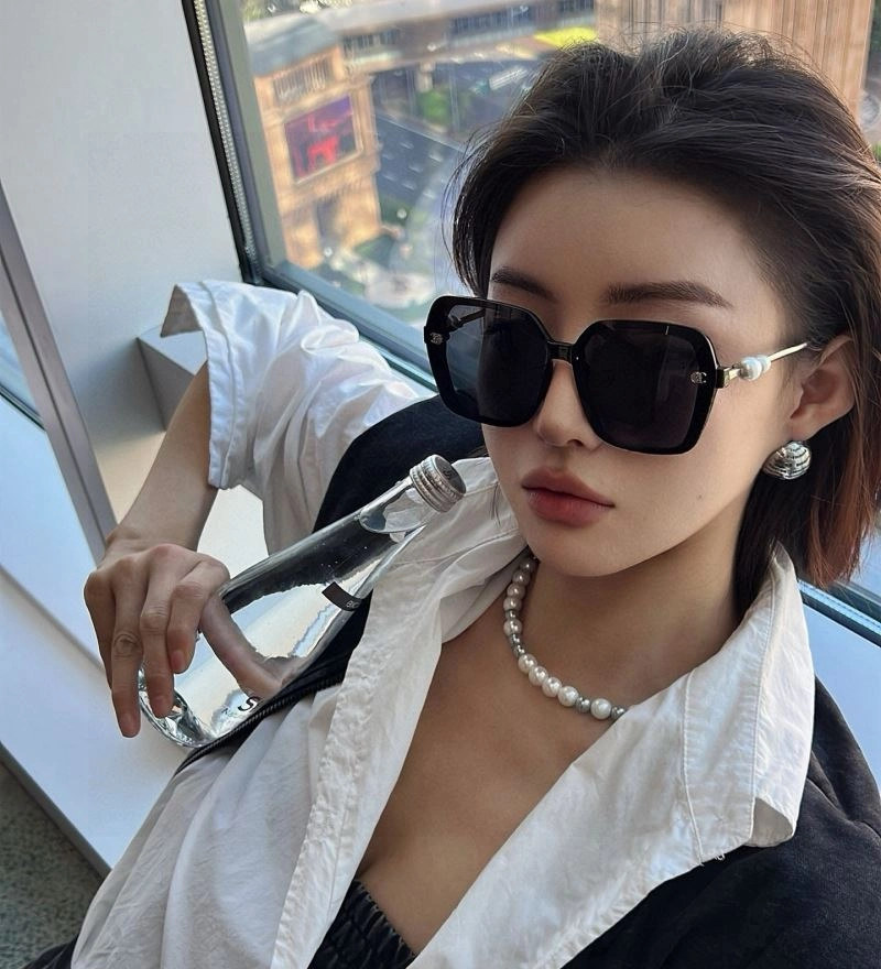 Stretchable Chanel Sunglasses 278380